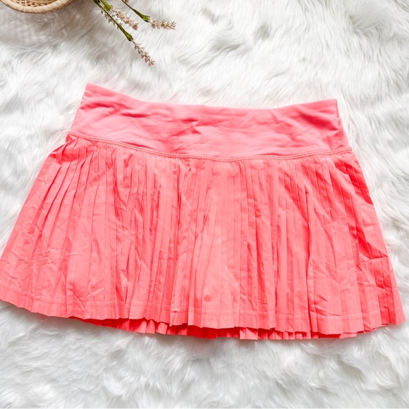 Lululemon pleat to street skirt size 6 coral pink - Picture 2 of 2
